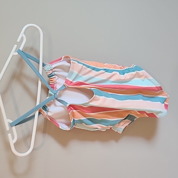 3T swimsuit - Picture 2 of 4